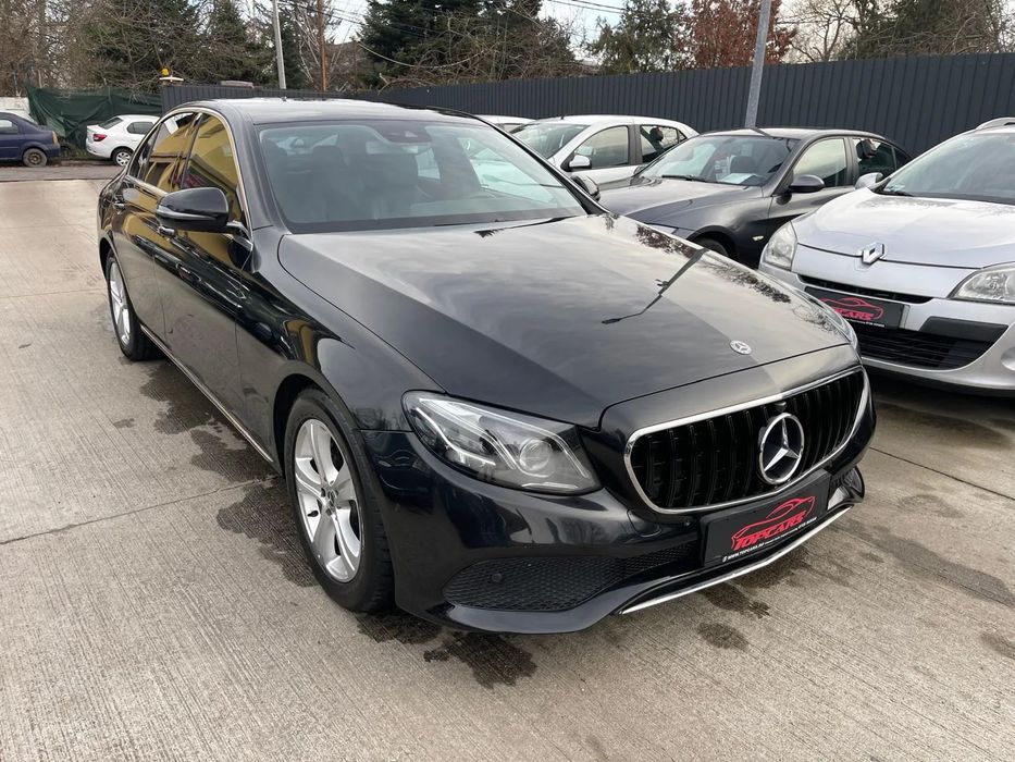 Mercedes-Benz E Mercedes E220d // Vindem in Rate Avans Zero cu Buletinul //