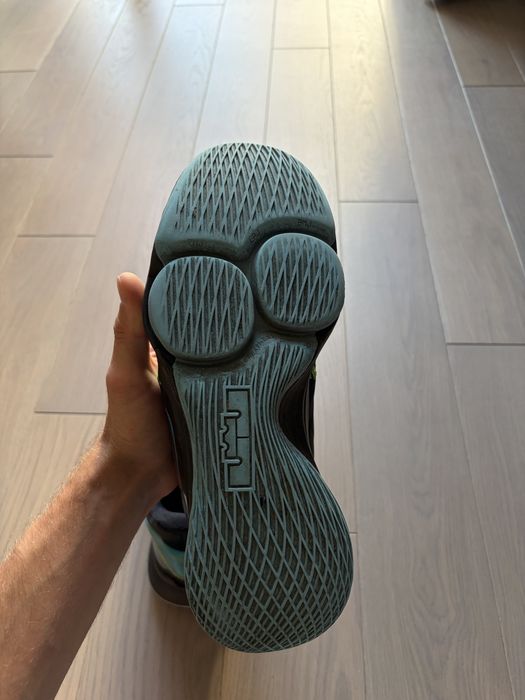 Nike LeBron Witness 5