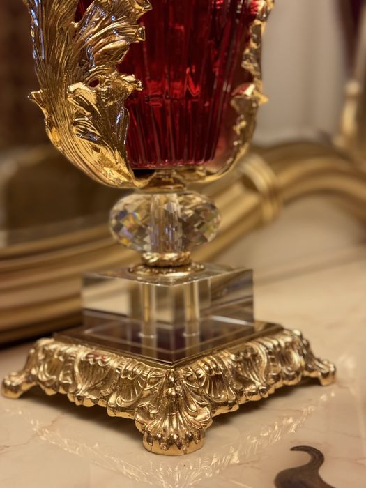 Читсая Италянская ваза 2 шт 2000