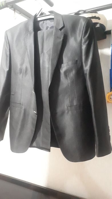 Костюмы с брюками и без