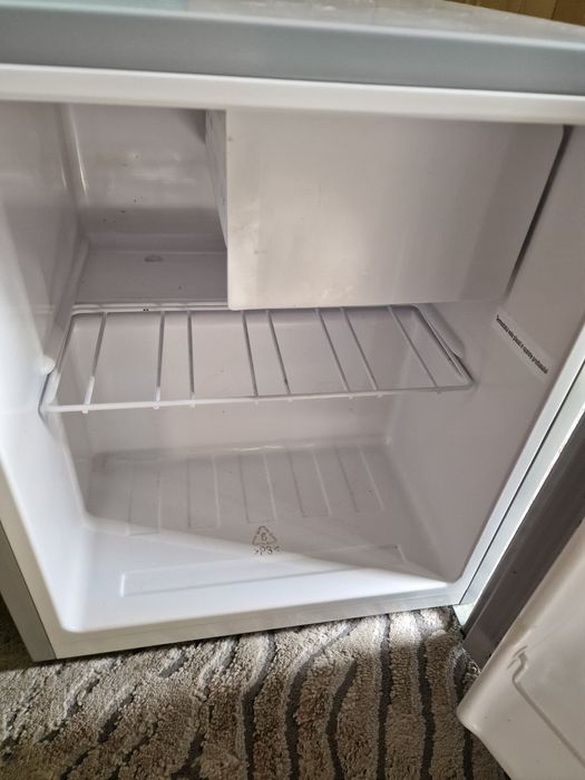 Heinner HMB-HM41BKE++ Frigider