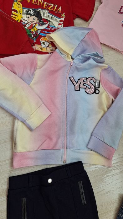 Детски лот дрехи подходящи за есенния сезон размер 104