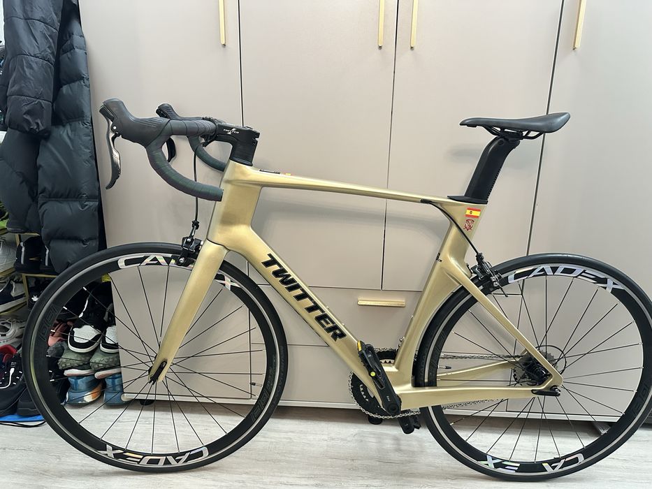 Продам twitter шоссейный