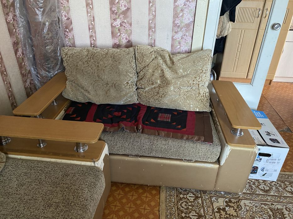 Продам кресло и диван раскладной б/у