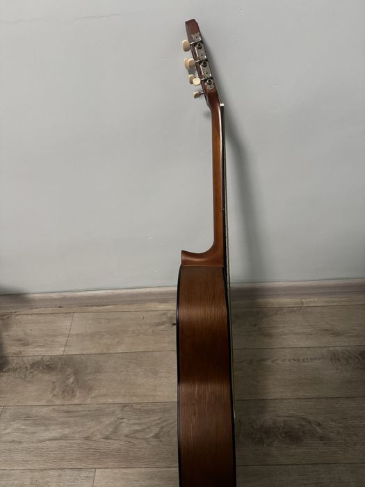 Гитара ямаха с40