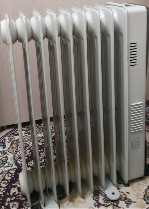 Срочно продам обогрователь маслыный