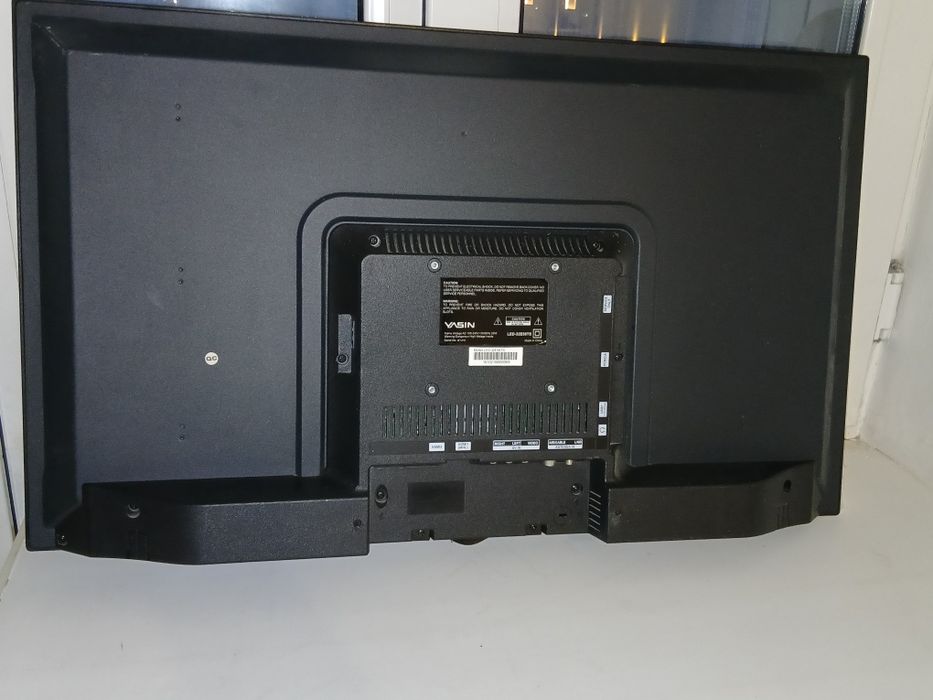 Телевизор Panasonic и VASIN