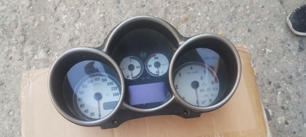 Ceas bord alfa Romeo