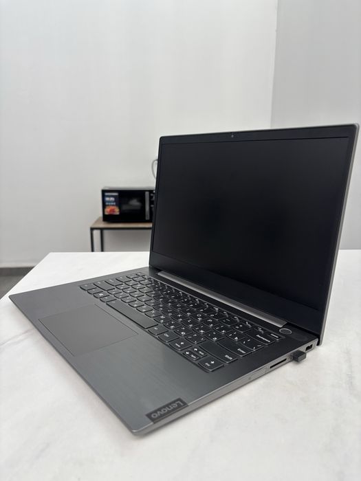 Lenovo ThinkBook