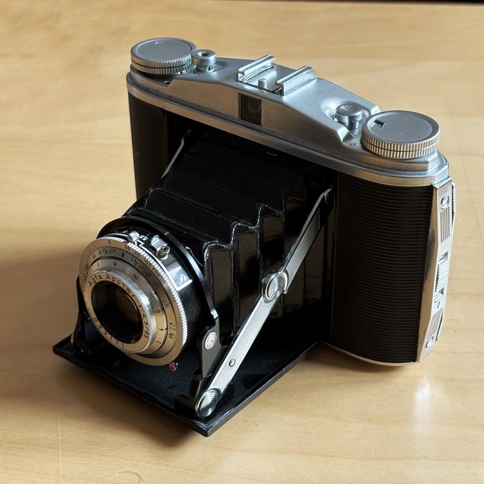 Camera foto pe film lat Agfa Isolette II