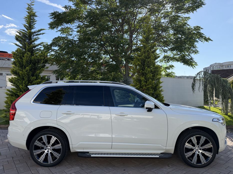 Praguri laterale Volvo XC90 Modelul nou 2016-2026 Side steps