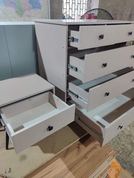 Комод в стиле IKEA, и две тумбы