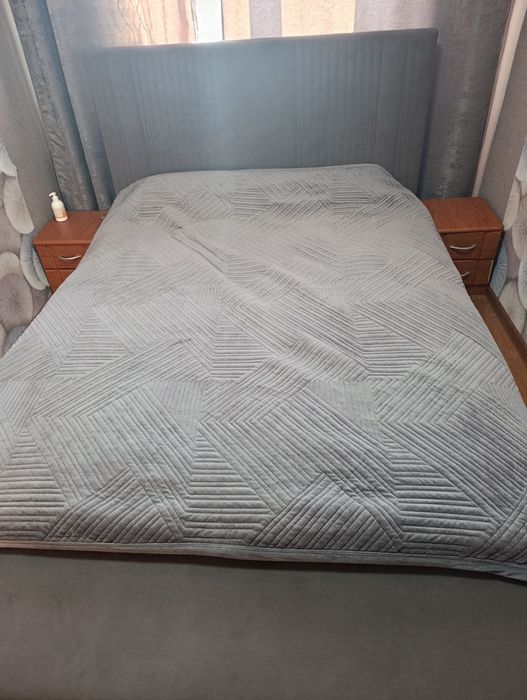 Продам кровать двуспальная