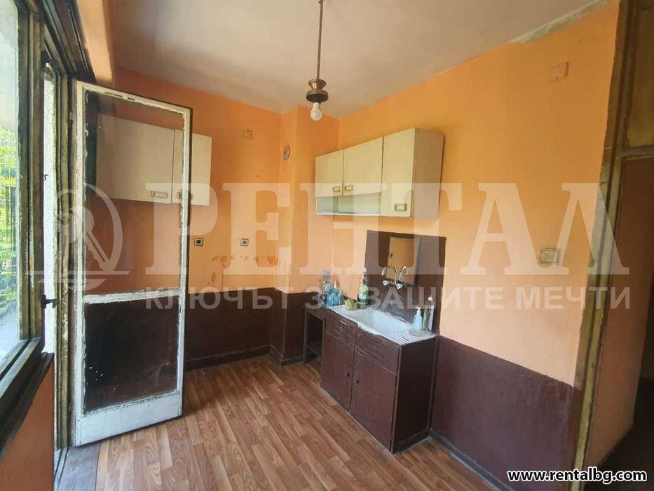 Продава се Двустаен апартамент в Пловдив, Център - 74 кв.м за 1796 €/кв.м - Снимка #4