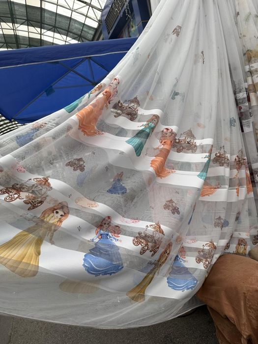 Нови модели платове тънки пердета за детска стая