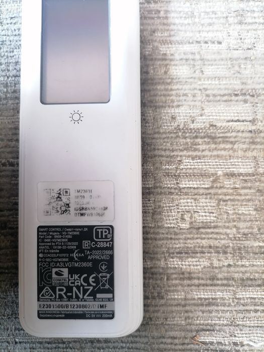 Телевизор Samsung QE32LS03CBU