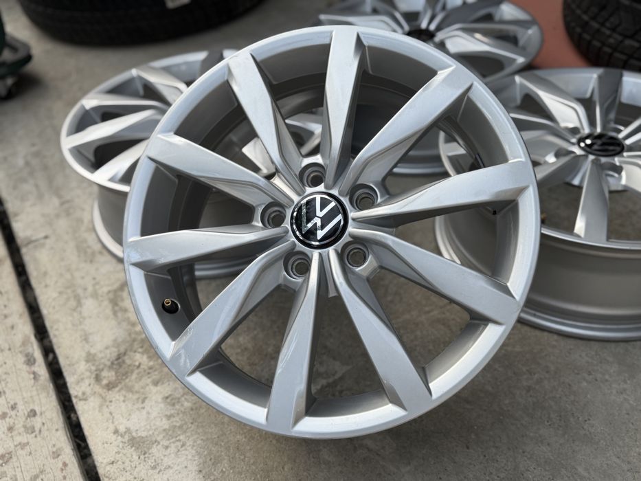 Jante originale VW Golf 6 7 R17 Dijon 5x112 5G0601025K 6J ET48