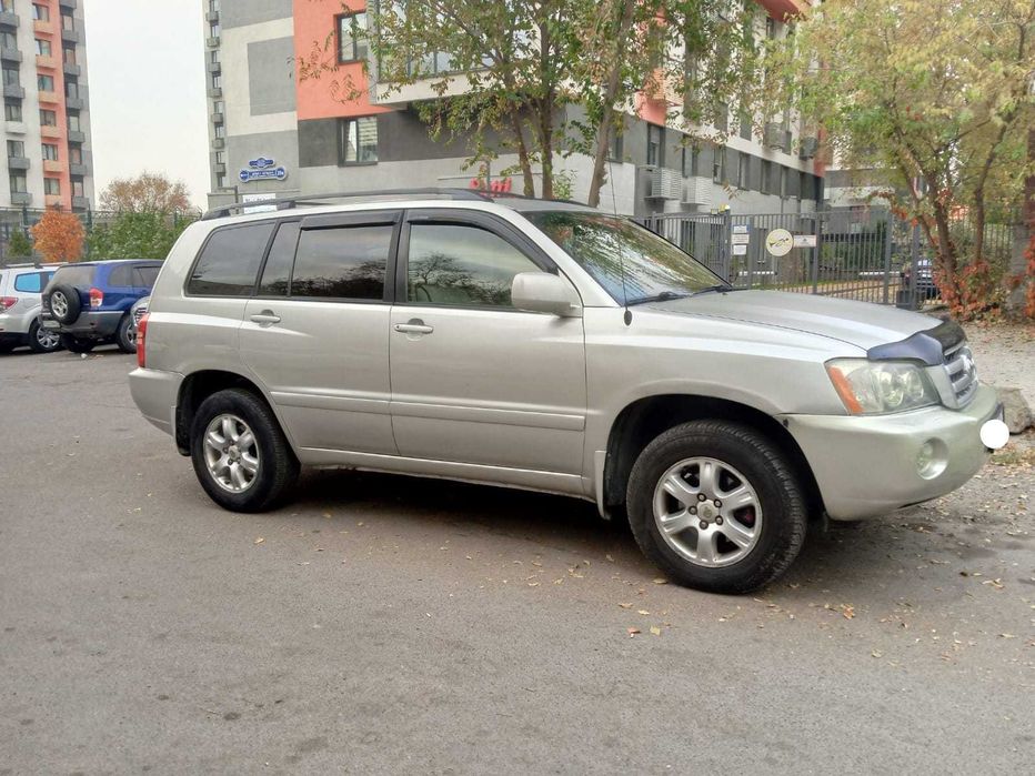 Toyota Highlander 2003 год