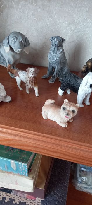 Коллекция  статуэтки собак