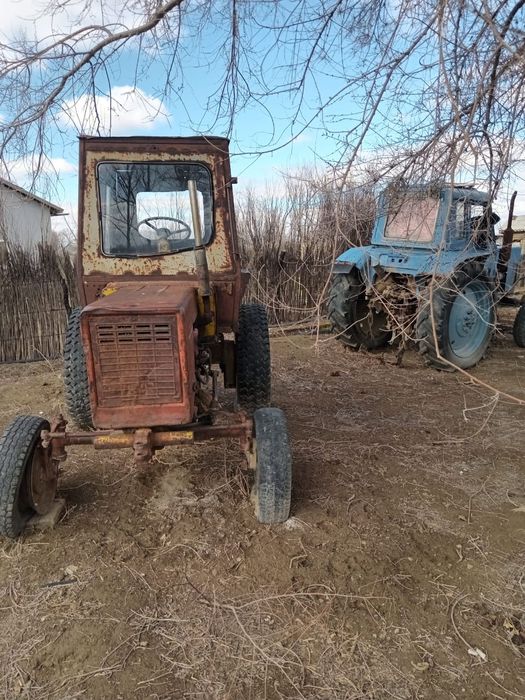 2 трактор косилкасымен сатылады