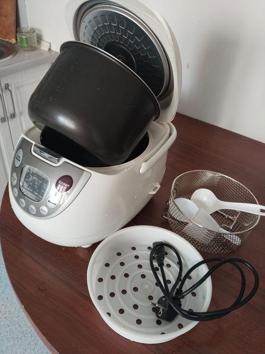 Продам мультиварку/скороварку/рисоварку