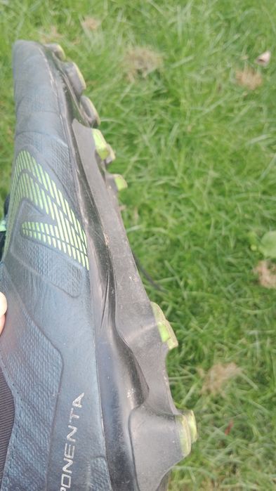 Спортивная обувь