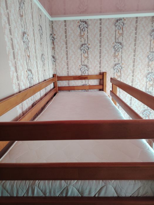 Продам 2-х ярусную кровать