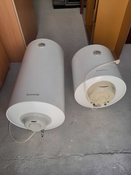 Аристон Аристон Аристон