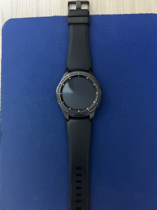 Продам умные часы Samsung Gear S 3 Frontier