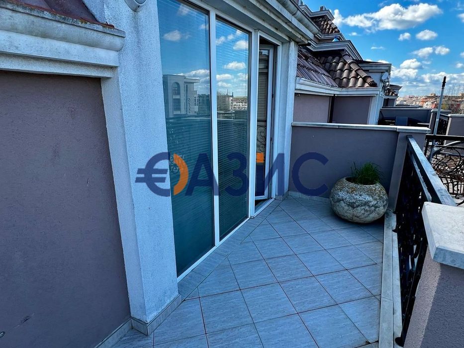 Продава се Тристаен апартамент в к.к. Слънчев бряг - 91 кв.м за 1418 €/кв.м - Снимка #13