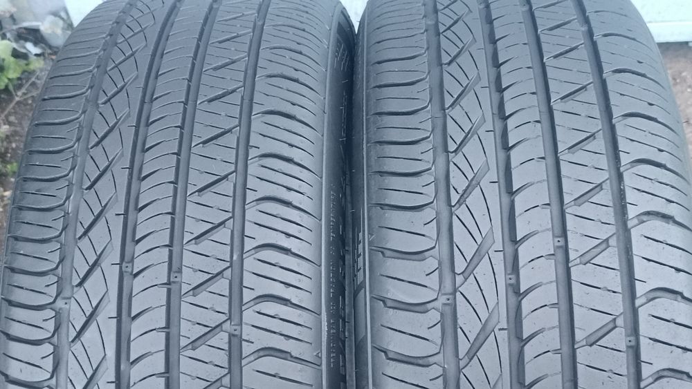215/55/17 Kumho .
