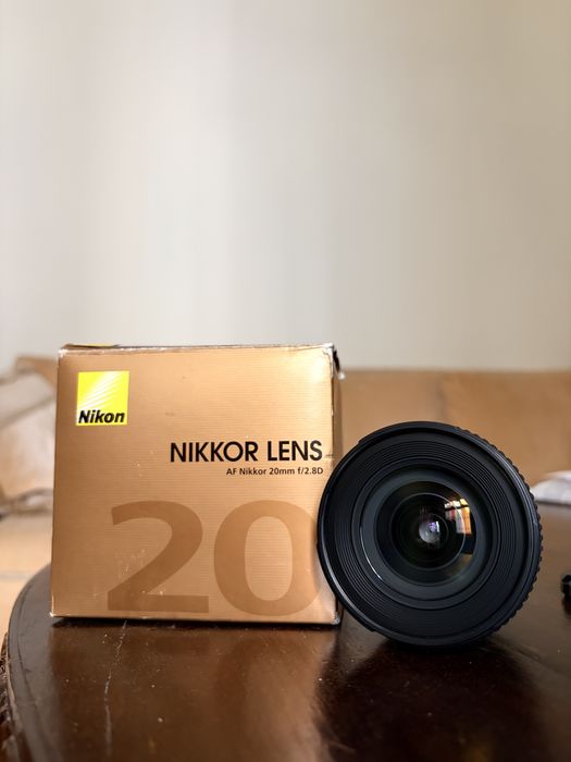 Obiectiv Nikon AF Nikkor 20mm f/2.8D Full-Frame