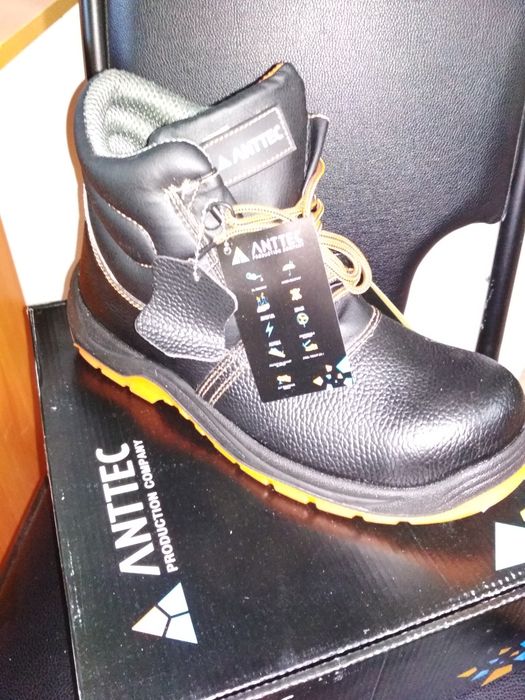 Обувь рабочая защитная