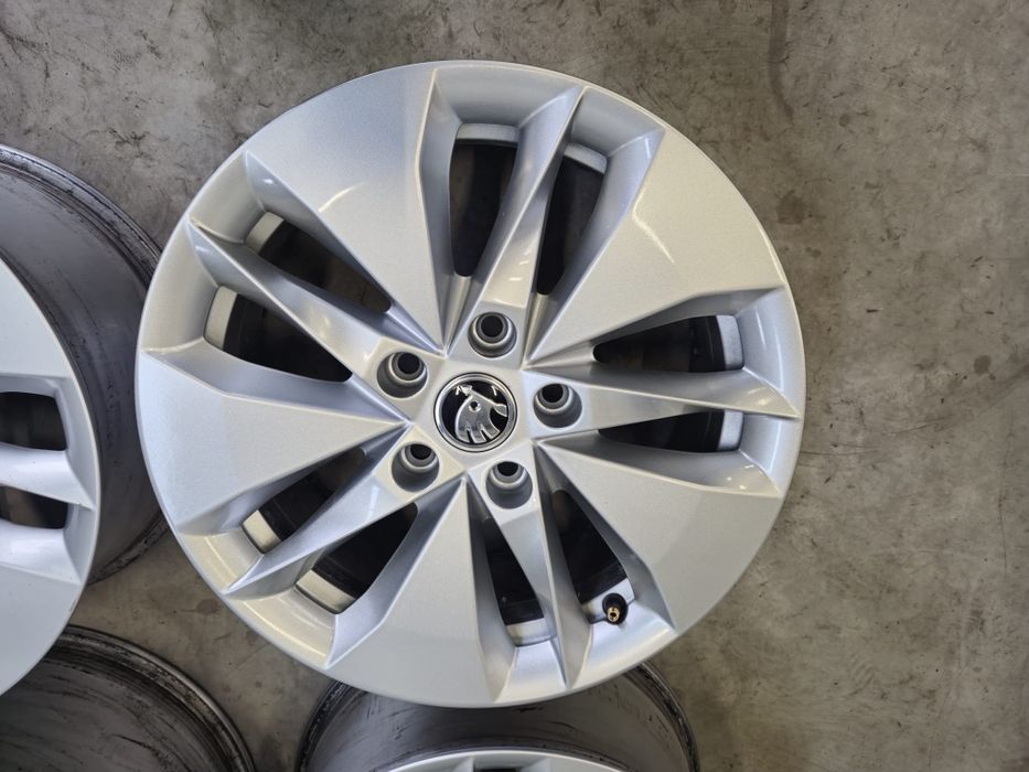 Jante Skoda Octavia 4 R16 originale stare buna// 5x112 // Octavia 3 2