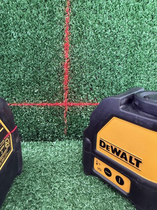 Лазери Dewalt DW088