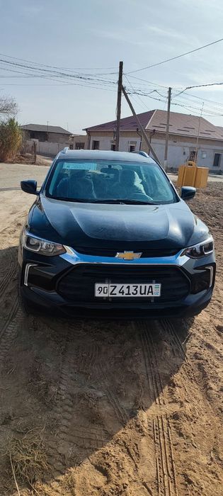 Машина сотилади нарх пулга