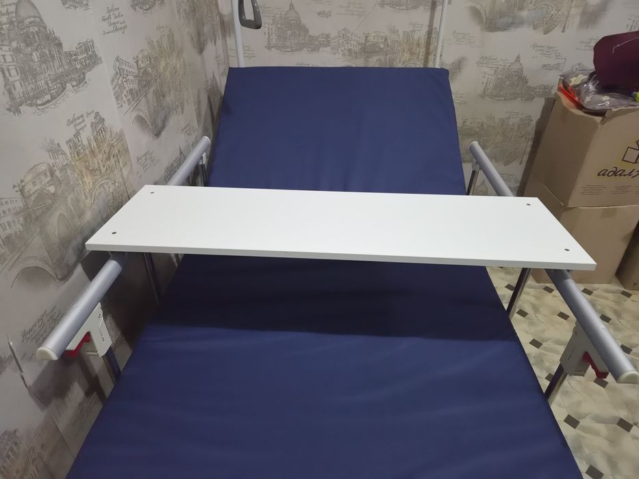Кровать медицинский