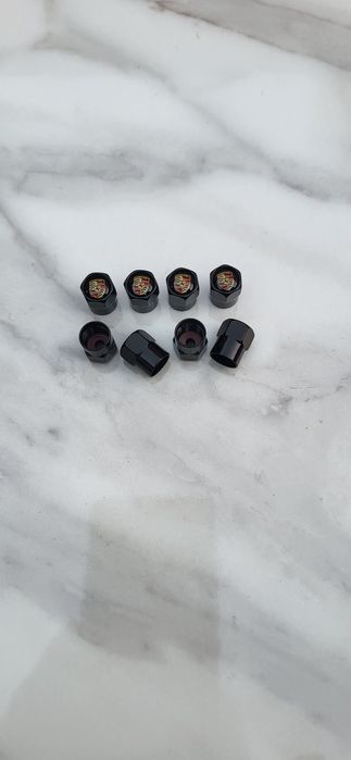 Капачки за вентили за Порше / Porsche капачки / Порше капачки