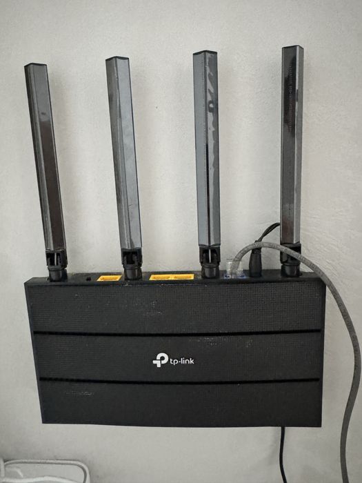 Продам WI-FI роутер новый