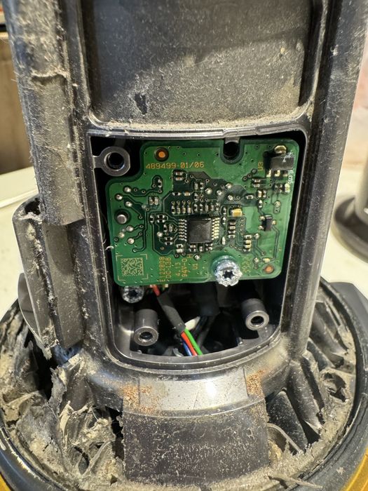 Service Dyson pentru aspiratoare si purificatoare