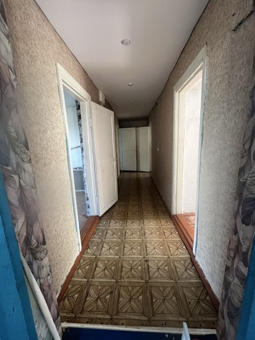 Үй сатылады, Дом продается