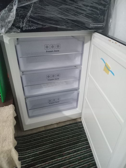 Холодильник "Beston" 2 метр новый холодильник