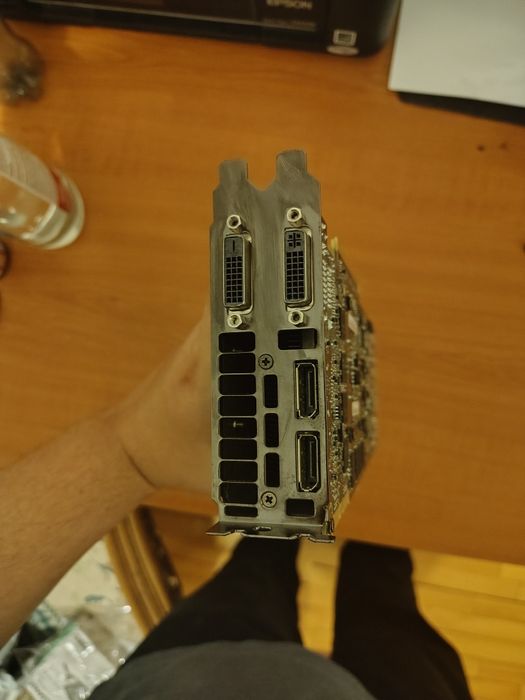 Placa video NVIDIA Quadro K6000 12GB GDDR5 – stare impecabilă