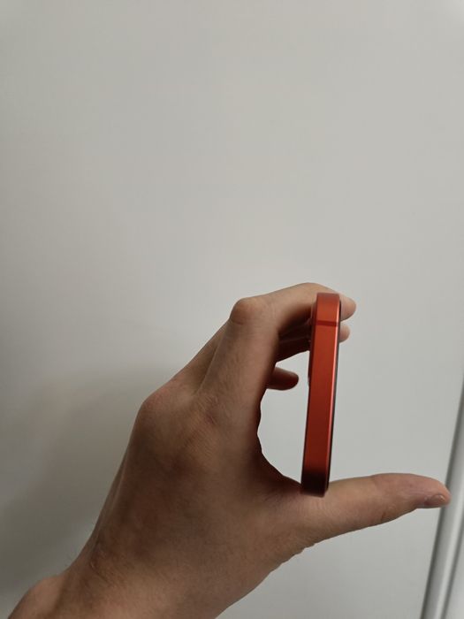 iPhone 12 mini продается