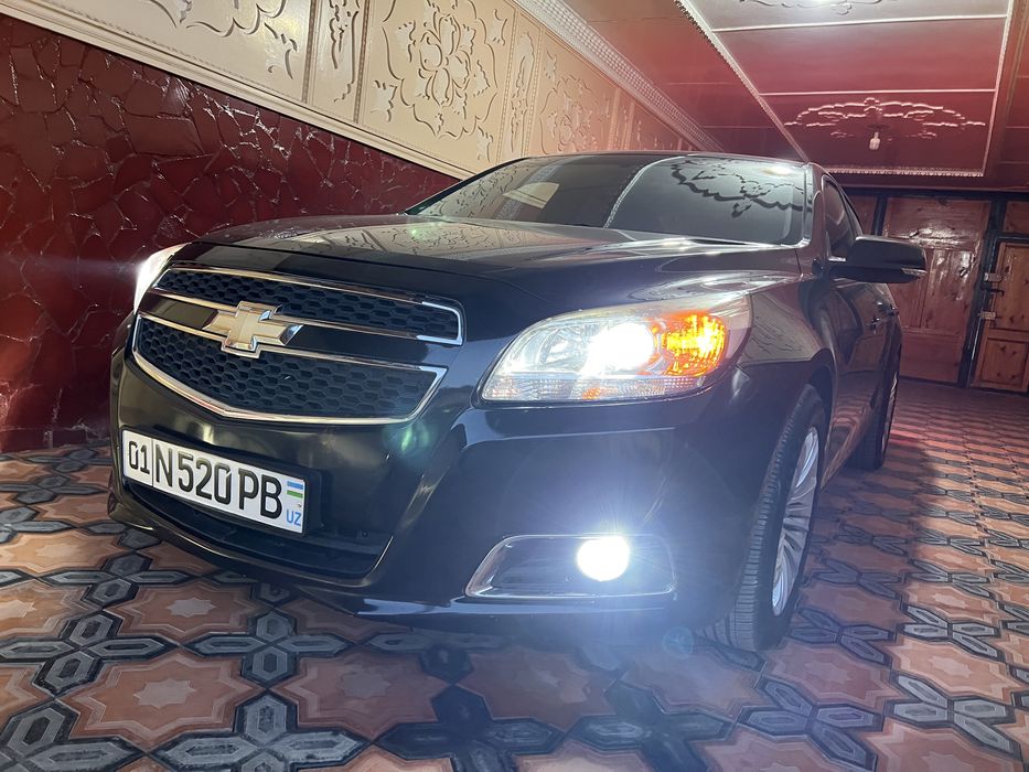 Chevrolet Malibu 1 / 2 позиция