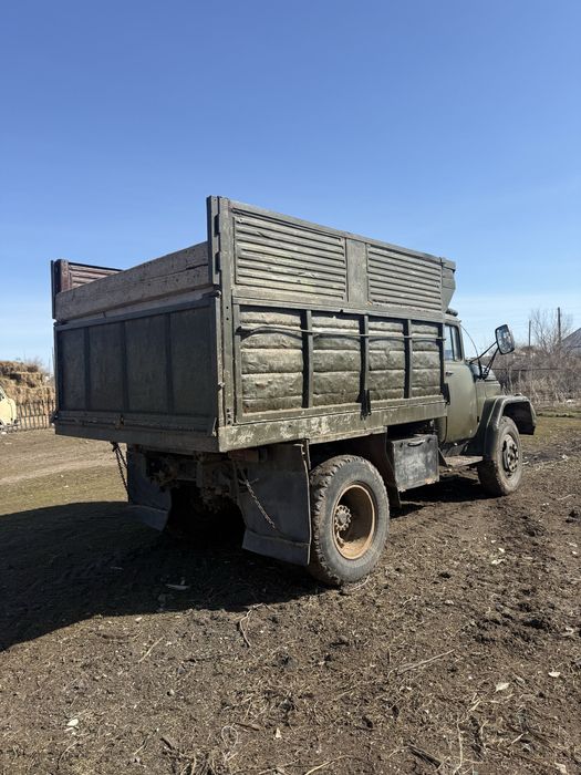 Продам зил двигатель дизель