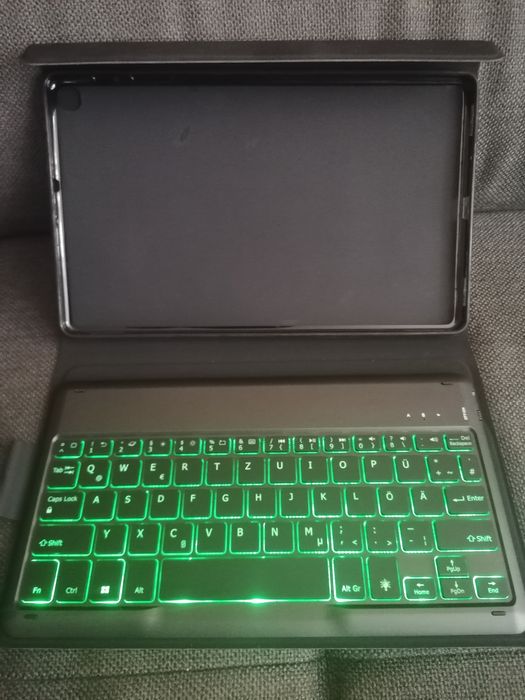 Tastatură Bluetooth Smart