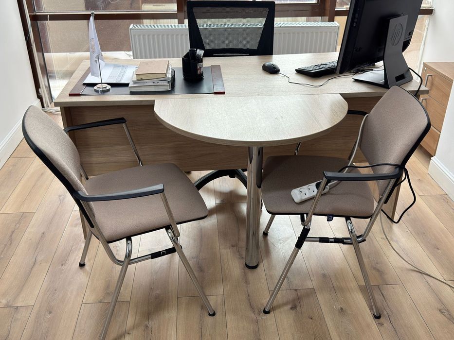 Продаются офисные столы