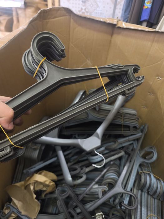 Плечники/вешалки для одежд!