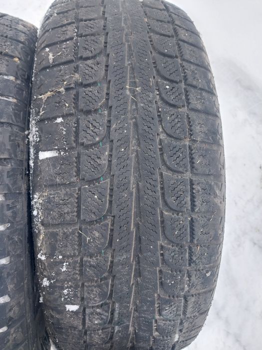 4 шины липучки. 235 60 R17